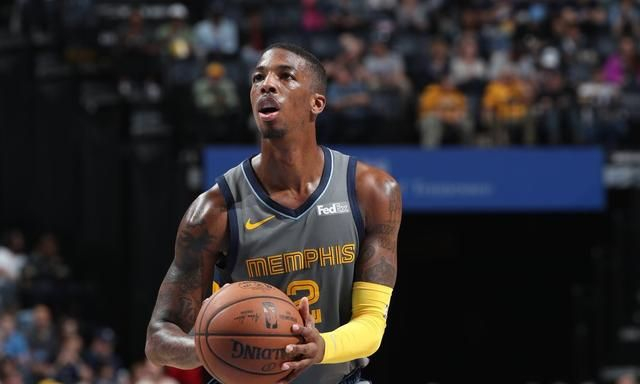 西亚卡姆关键节点逆转，老鹰带队取胜！的简单介绍